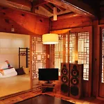 Hueahn Hanok Guesthouse
